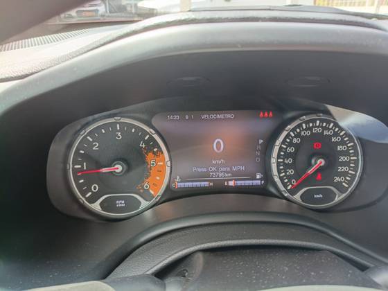 JEEP RENEGADE 2.0 16V TURBO DIESEL TRAILHAWK 4P 4X4 AUTOMÁTICO JEEP RENEGADE 2.0 16V TURBO DIESEL TRAILHAWK 4P 4X4 AUTOMÁTICO